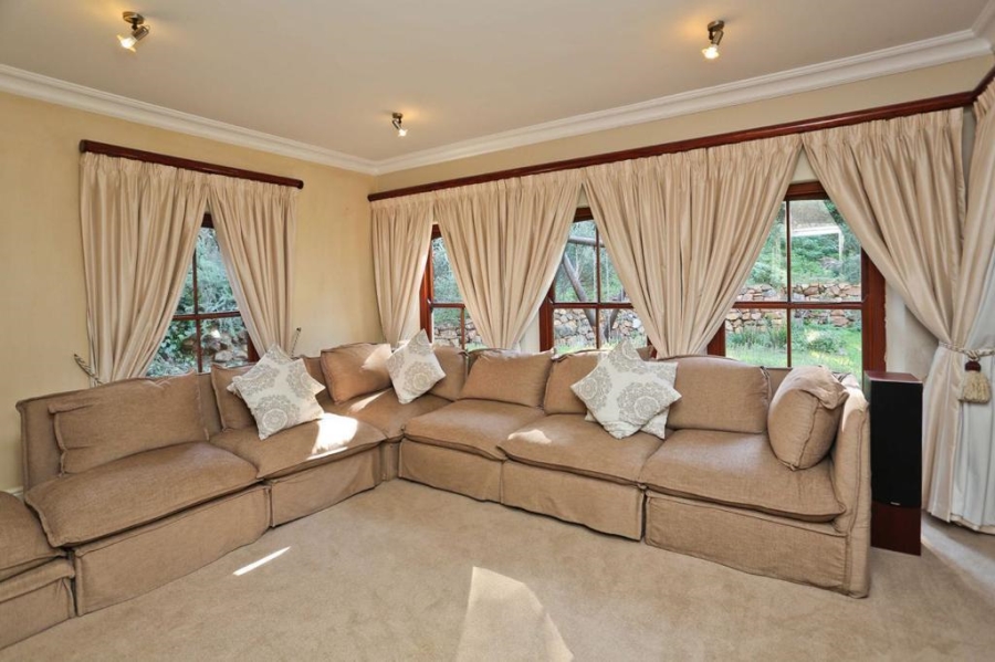 To Let 5 Bedroom Property for Rent in Ruyteplaats Western Cape